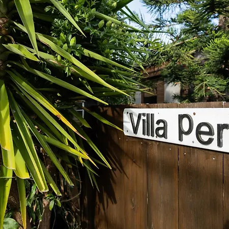 La Peña Luxury Villa *